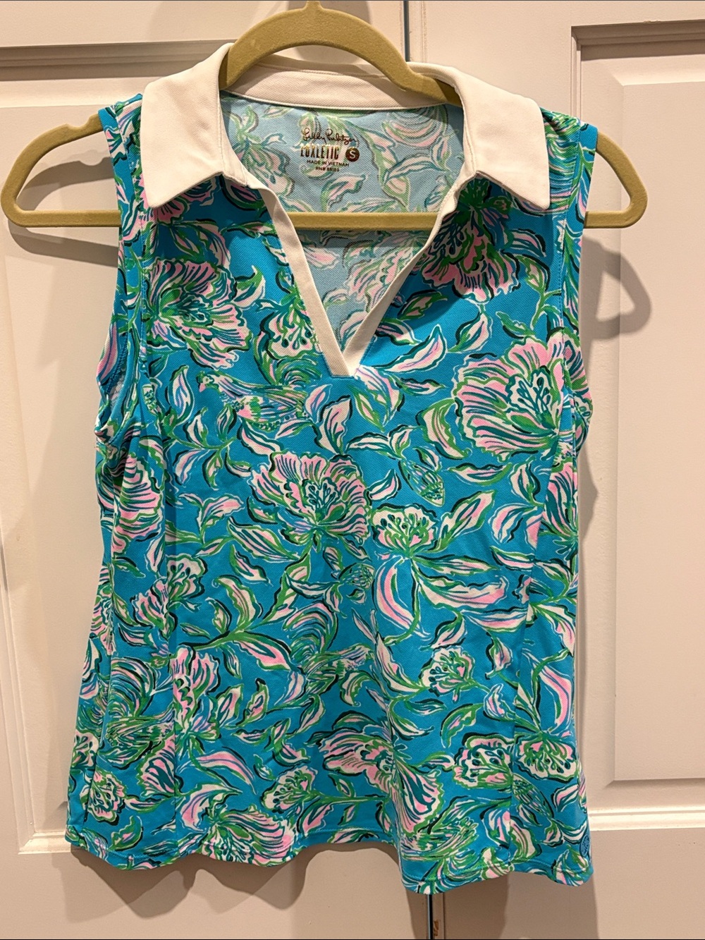 Lilly Pulitzer Turquoise Floral Sleeveless Collared Tank
